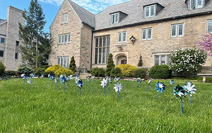 Beta/Indiana and their pinwheel display